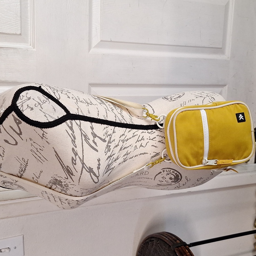 Thread Crossbody Bag